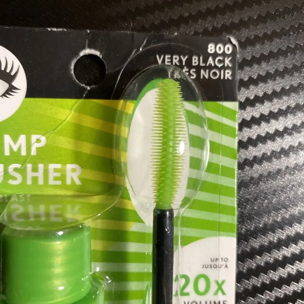 Covergirl Mascara Clump Crusher‎ Lash blast 800 VERY BLACK